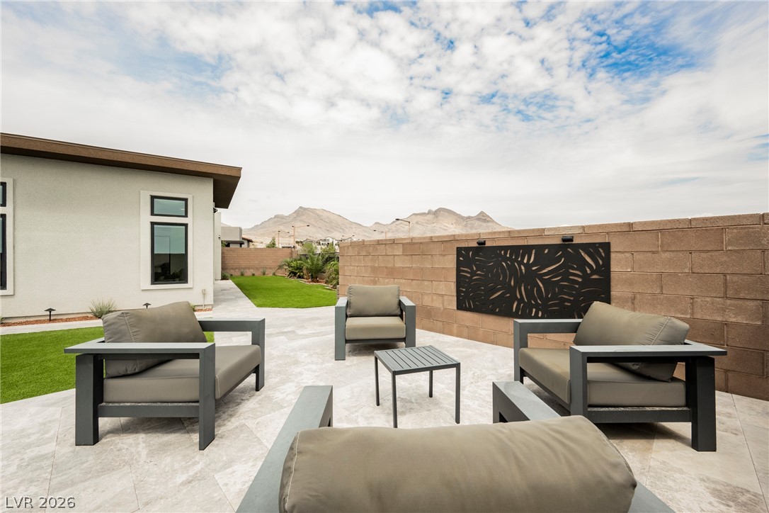 12182 Granite Canyon Street