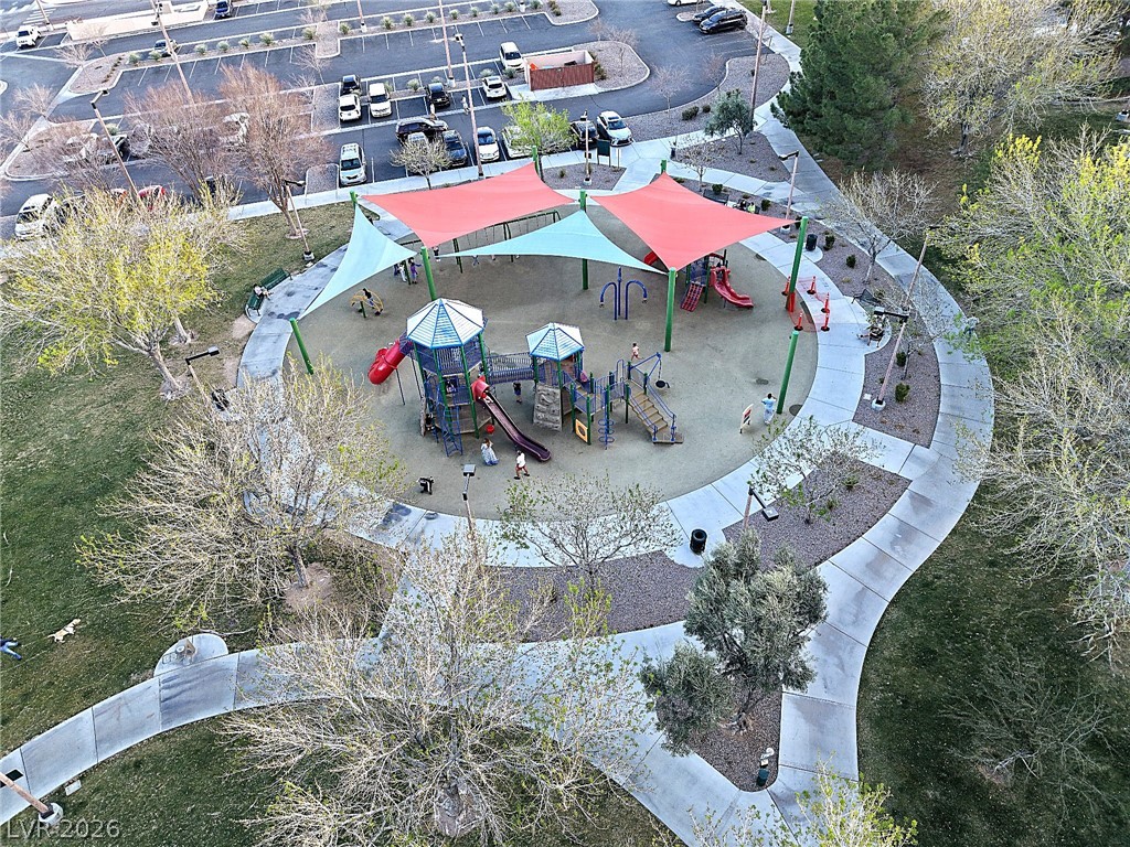 11733 Via Esperanza Avenue