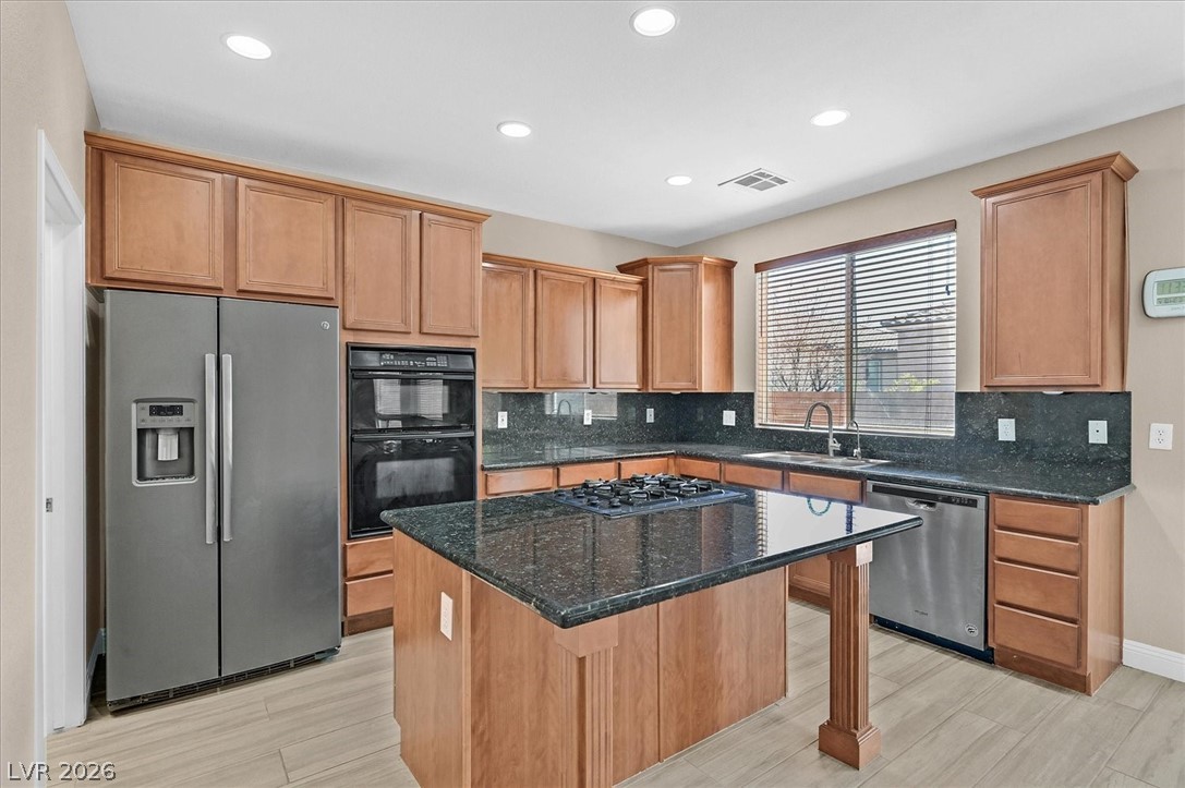 11733 Via Esperanza Avenue