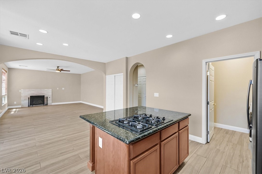 11733 Via Esperanza Avenue