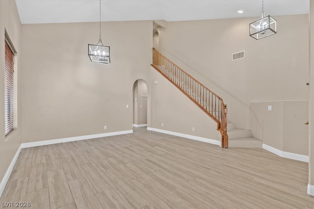 11733 Via Esperanza Avenue