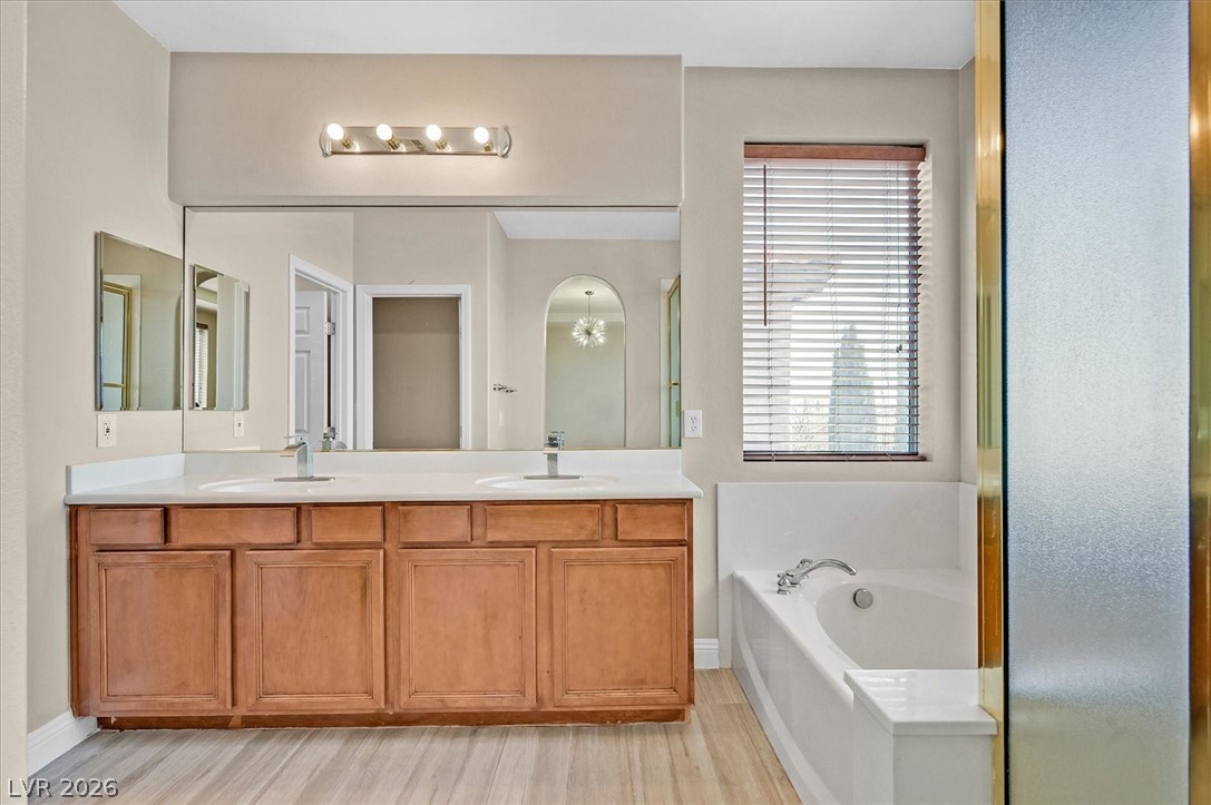 11733 Via Esperanza Avenue