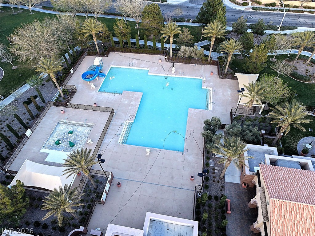 11733 Via Esperanza Avenue