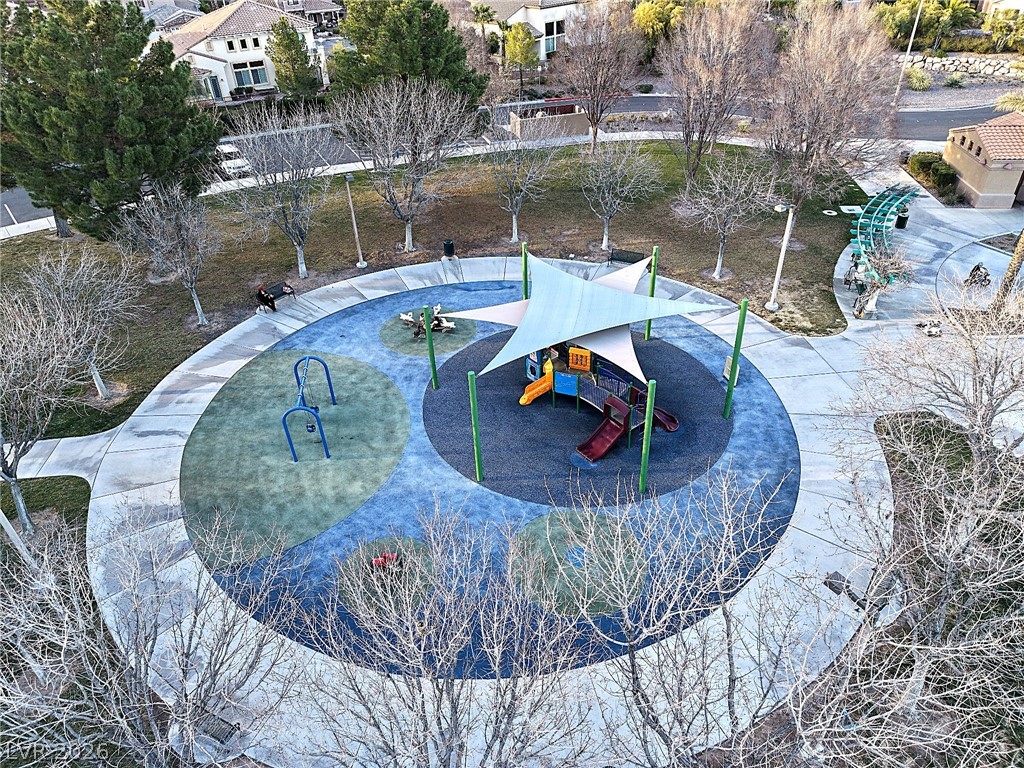 11733 Via Esperanza Avenue