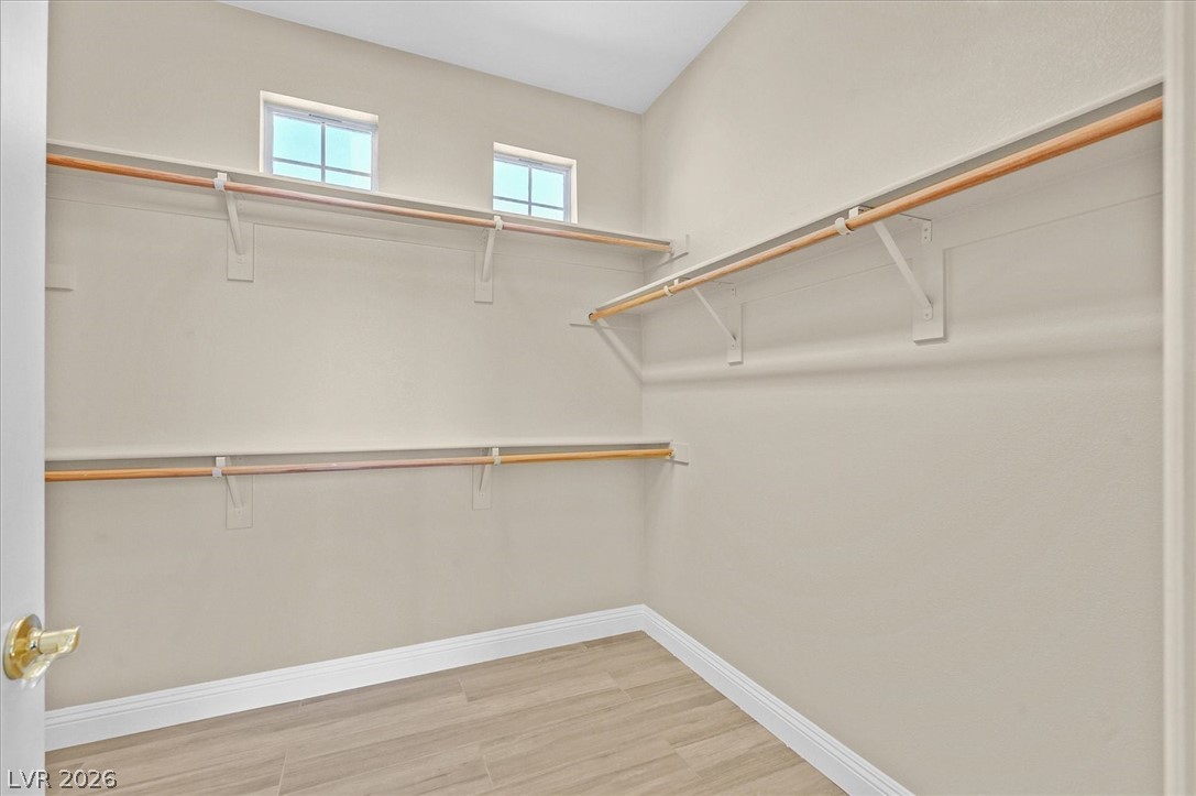 11733 Via Esperanza Avenue