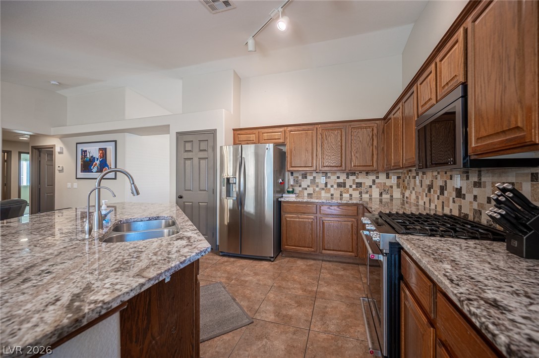 8228 Willow Cabin Street