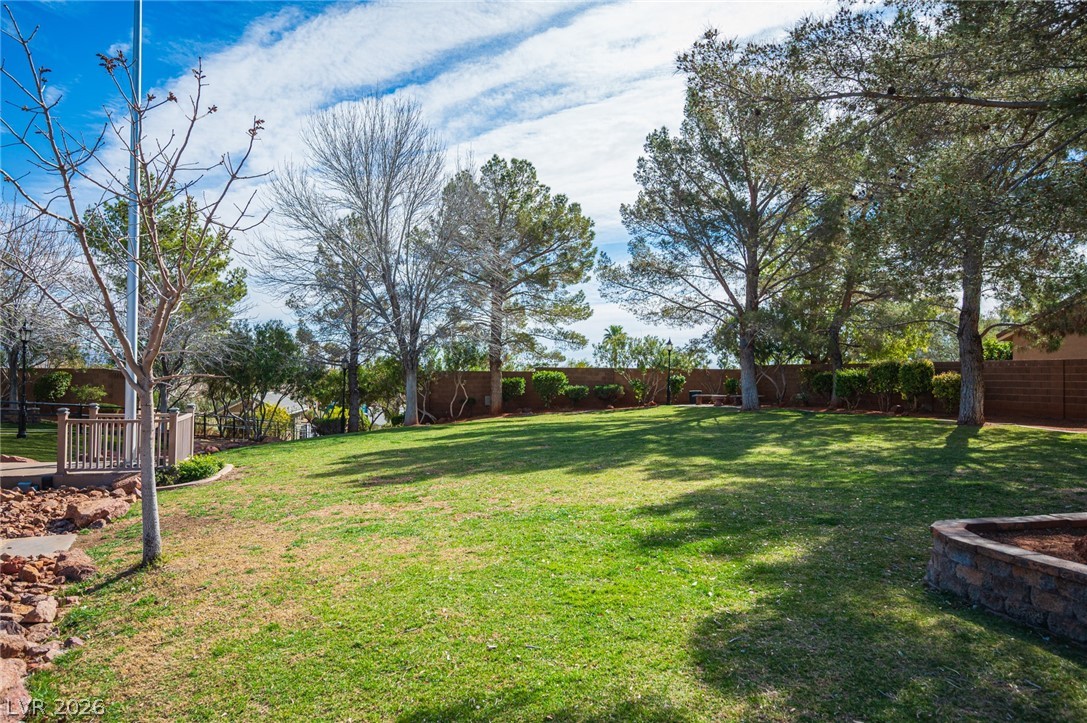 8228 Willow Cabin Street