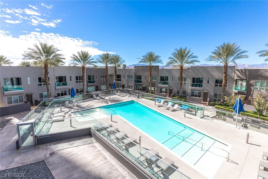 4525 Dean Martin Drive 304