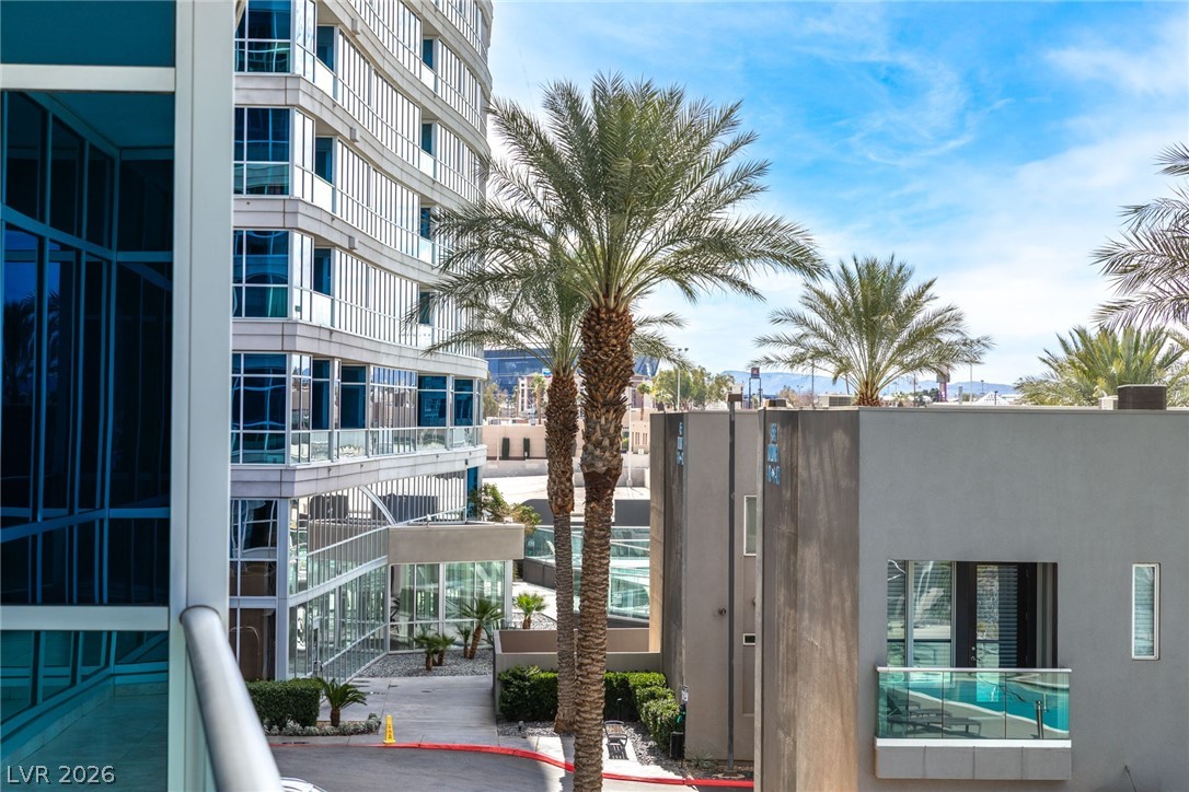 4525 Dean Martin Drive 304