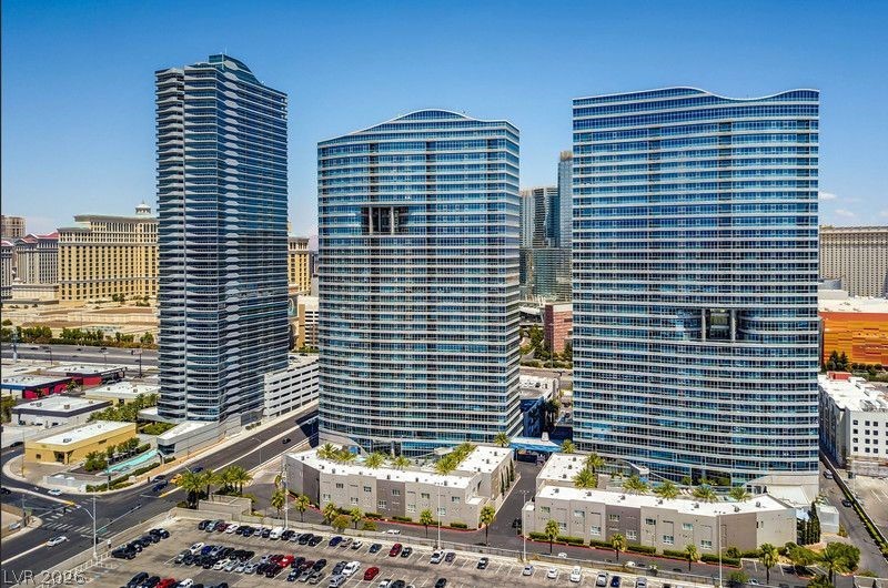 4525 Dean Martin Drive 304