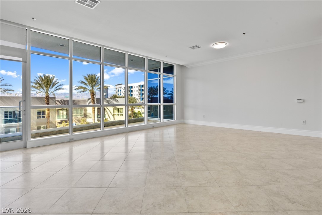 4525 Dean Martin Drive 304