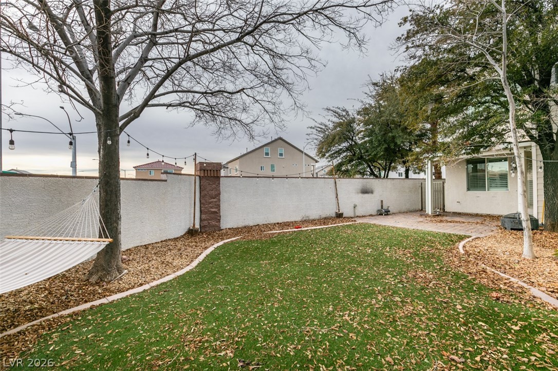 5527 Aurora Crest Avenue