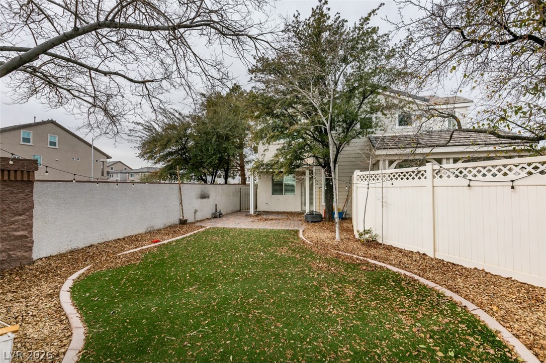 5527 Aurora Crest Avenue