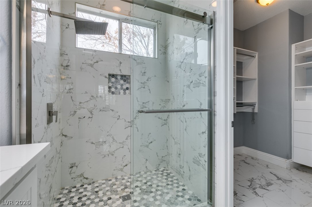 5527 Aurora Crest Avenue