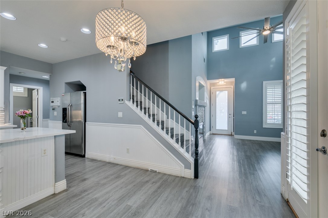 5527 Aurora Crest Avenue