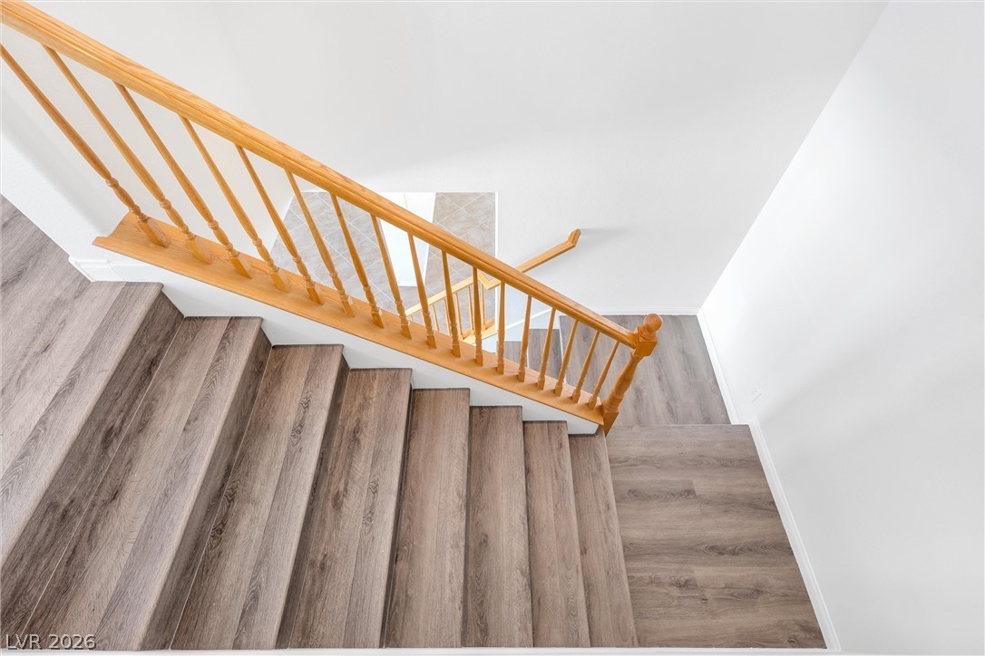 5616 Dunshee Vista Avenue