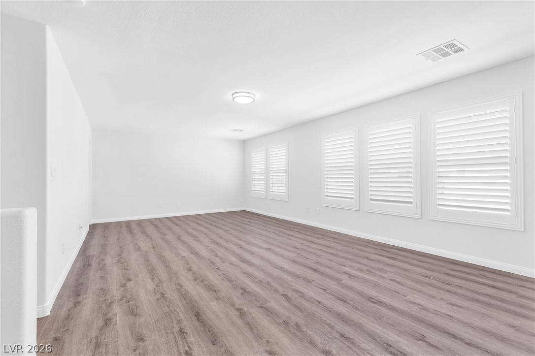 5616 Dunshee Vista Avenue