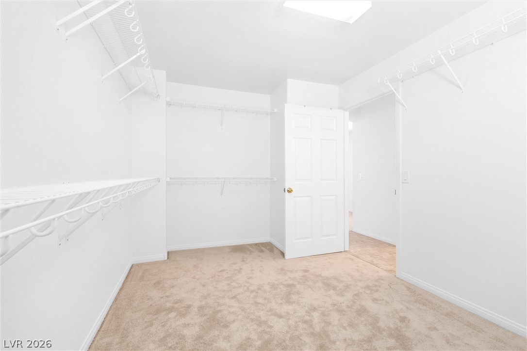 5616 Dunshee Vista Avenue