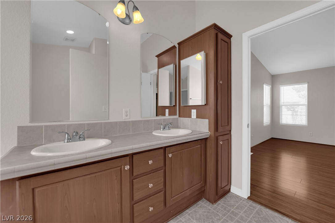 2803 Acadia Court