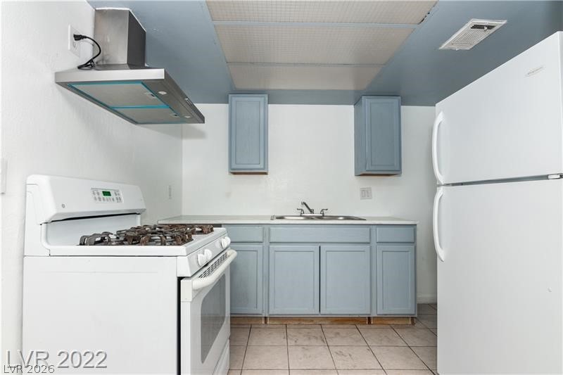 4338 Caliente Street 5