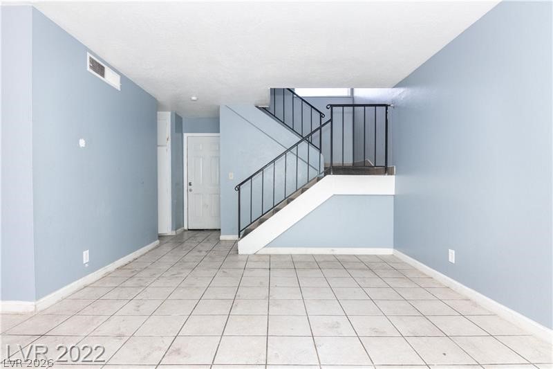 4338 Caliente Street 5