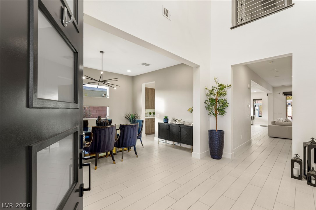 2158 Alto Vista Drive