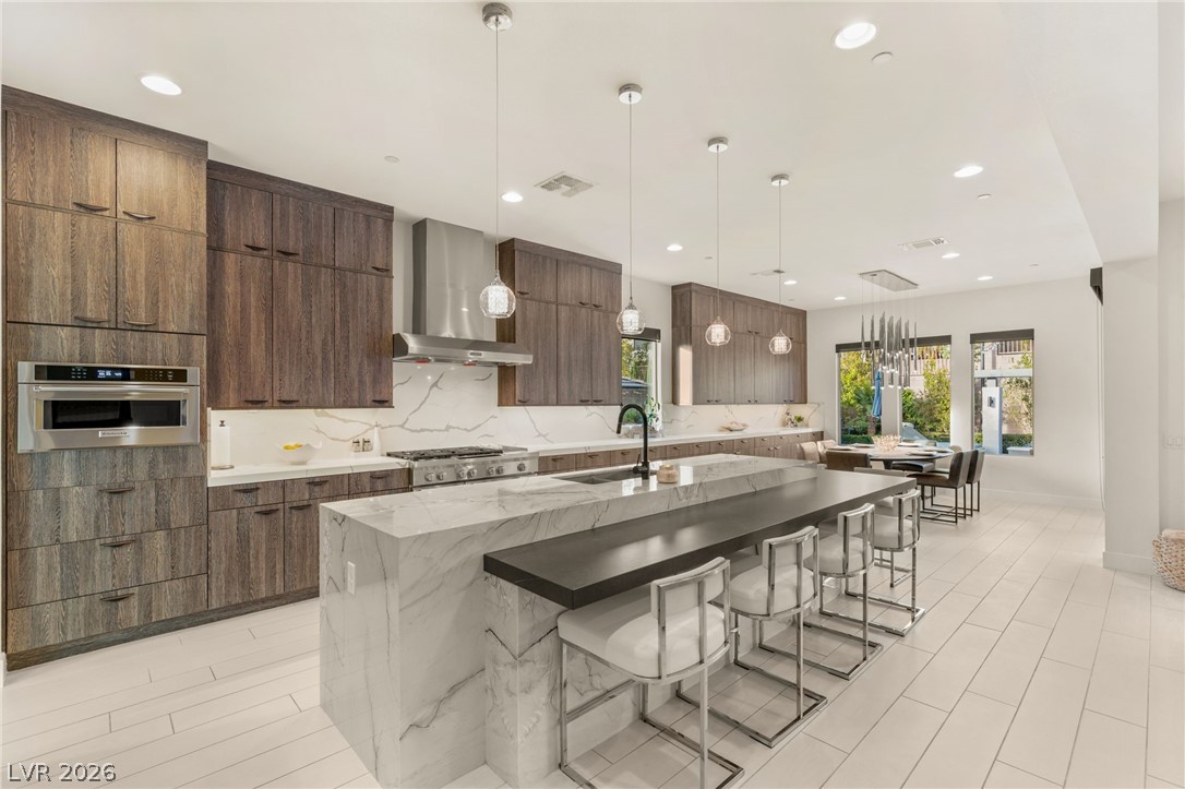 2158 Alto Vista Drive