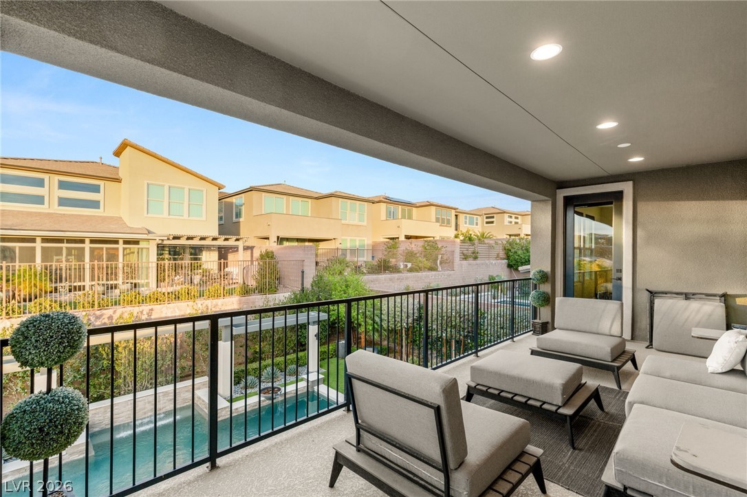 2158 Alto Vista Drive