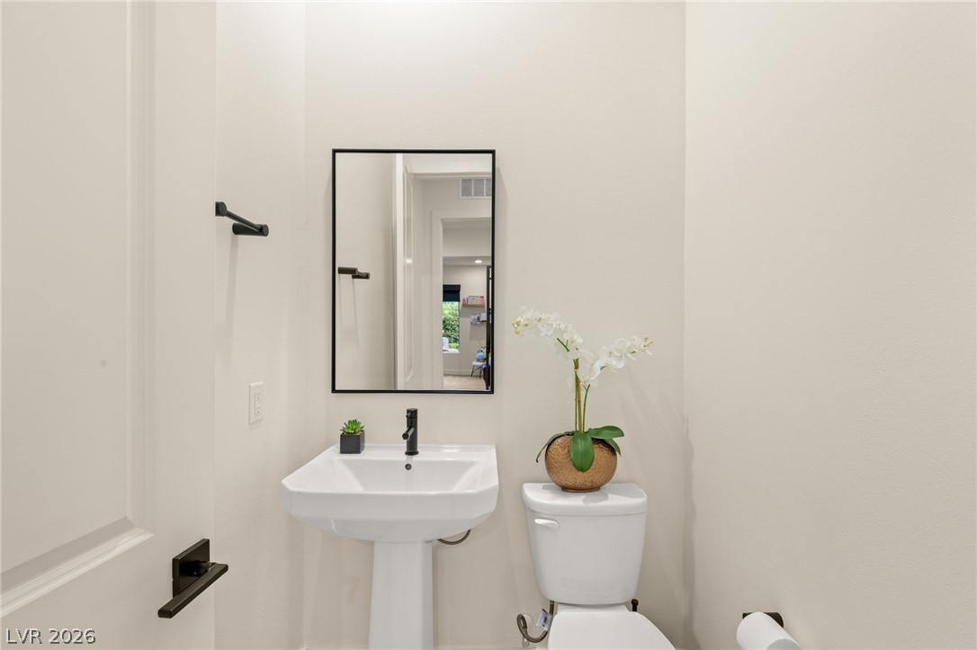 2158 Alto Vista Drive