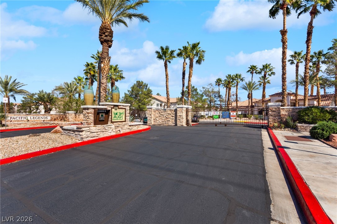 1830 North Buffalo Drive 2097