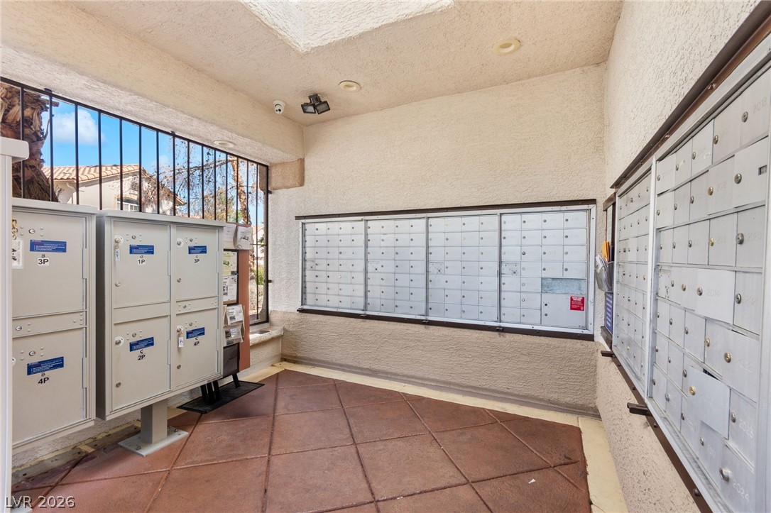 1830 North Buffalo Drive 2097