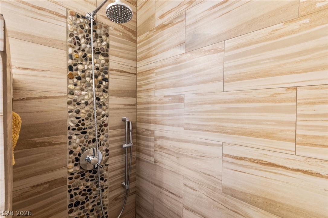 1830 North Buffalo Drive 2097