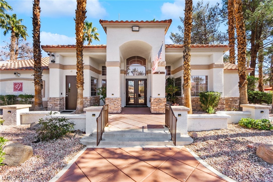 1830 North Buffalo Drive 2097