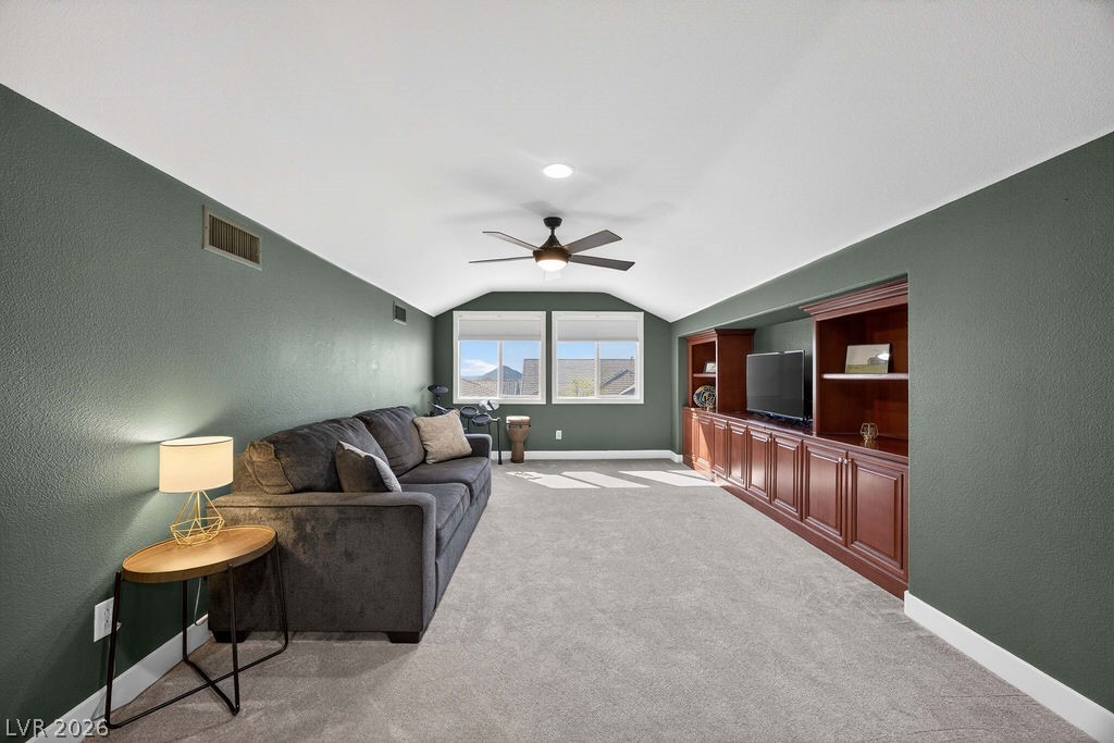 7030 Oakwood Pines Court