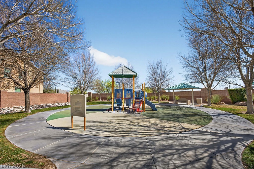 7030 Oakwood Pines Court