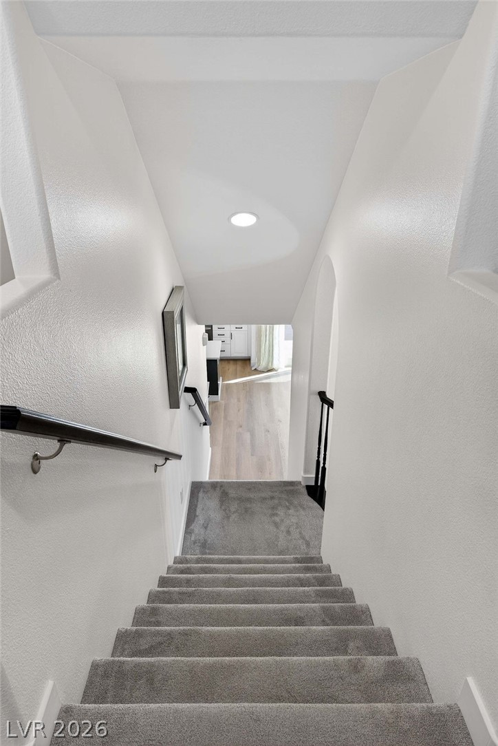 7030 Oakwood Pines Court