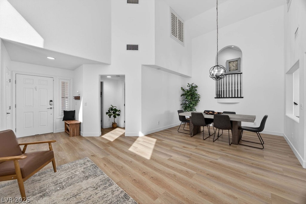 7030 Oakwood Pines Court