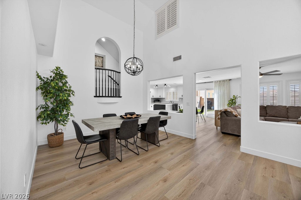 7030 Oakwood Pines Court