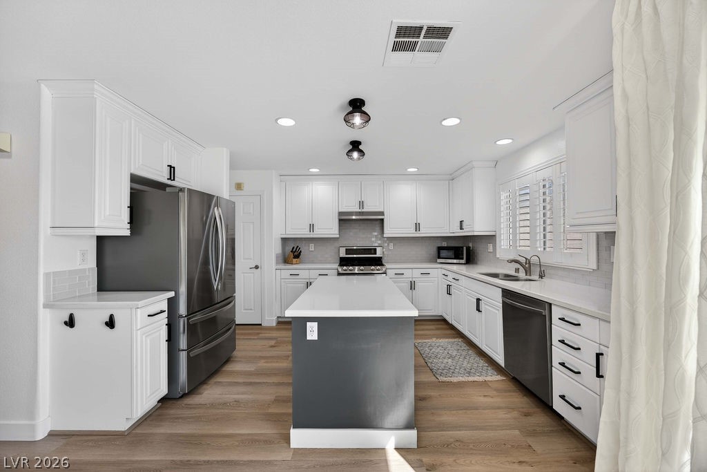 7030 Oakwood Pines Court