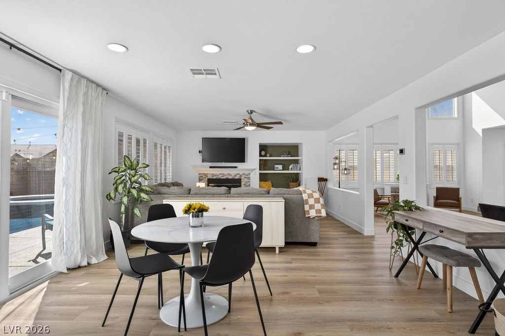 7030 Oakwood Pines Court