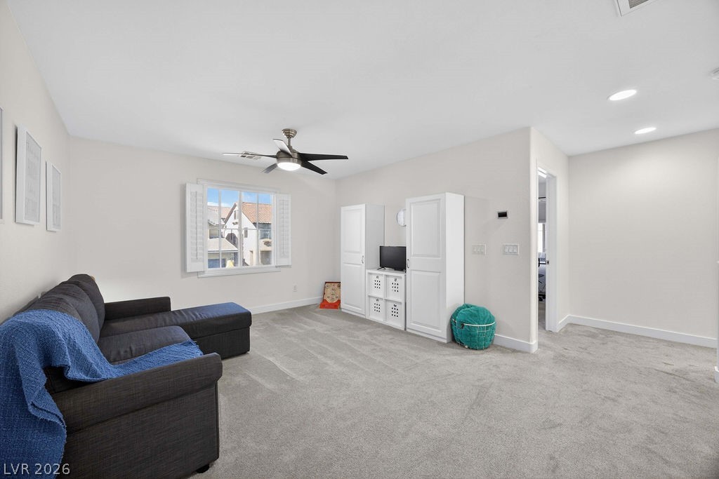 7030 Oakwood Pines Court