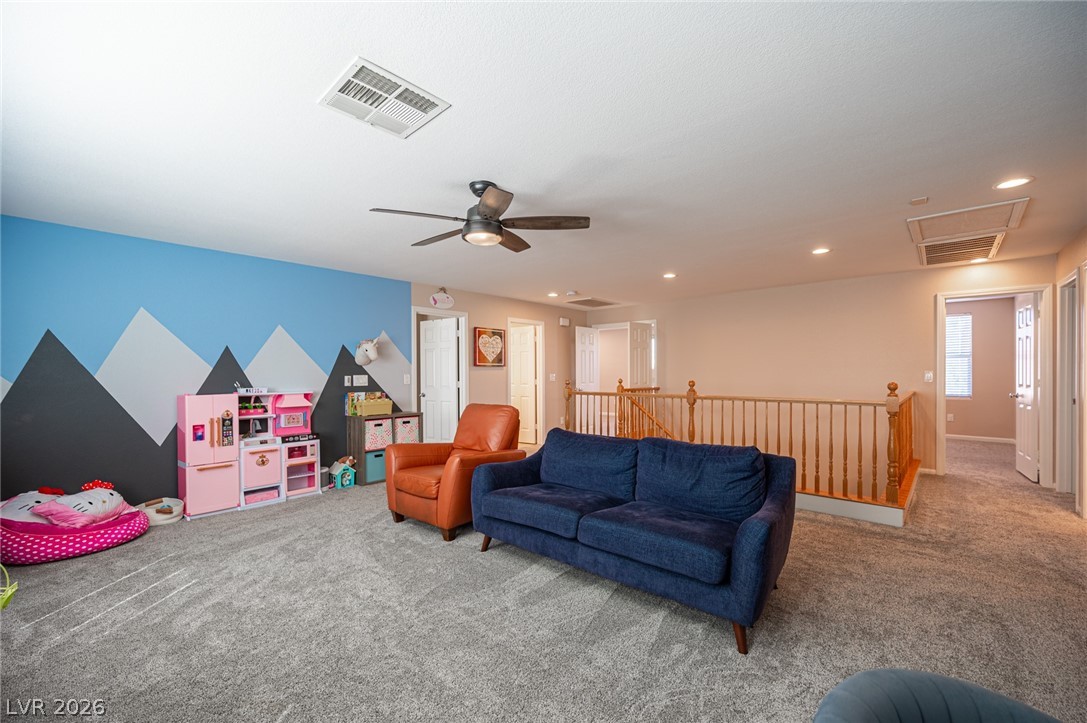 925 Cascade Light Avenue