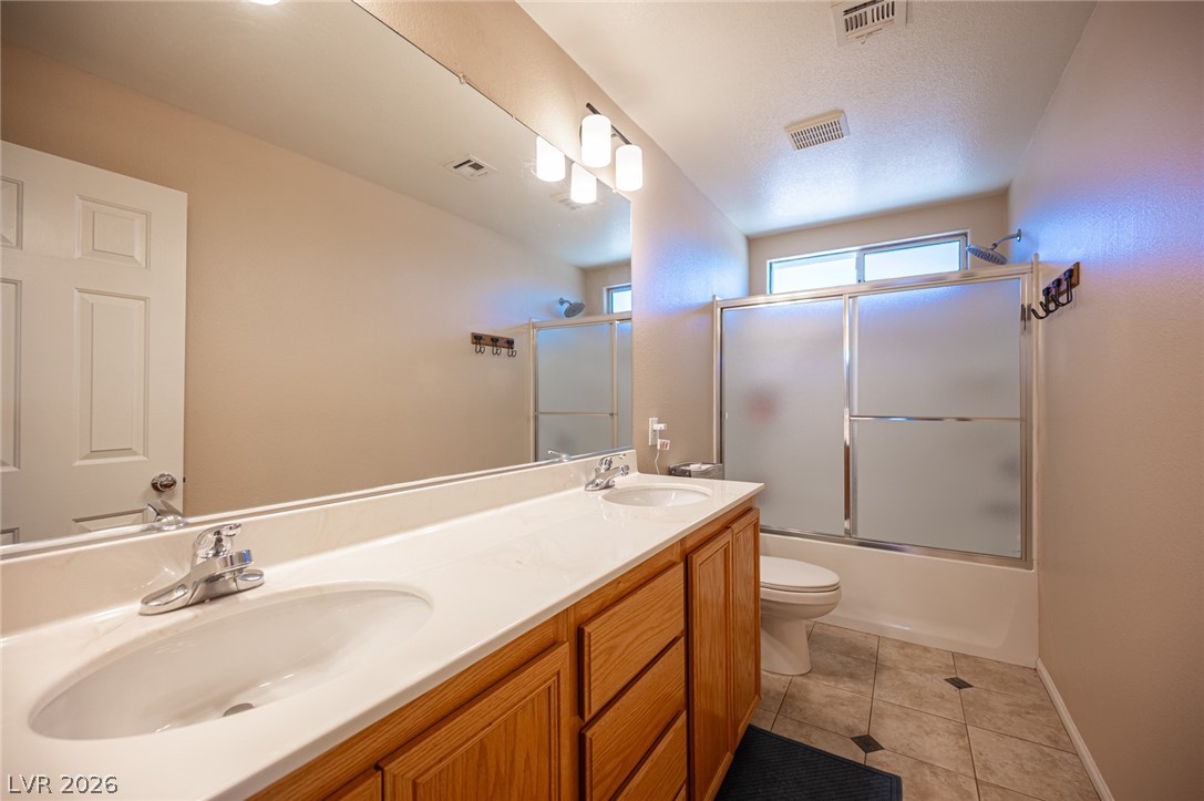 925 Cascade Light Avenue