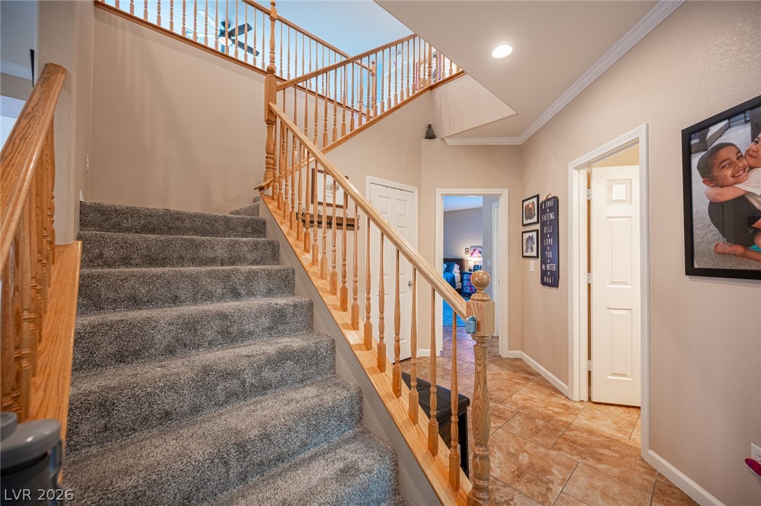 925 Cascade Light Avenue