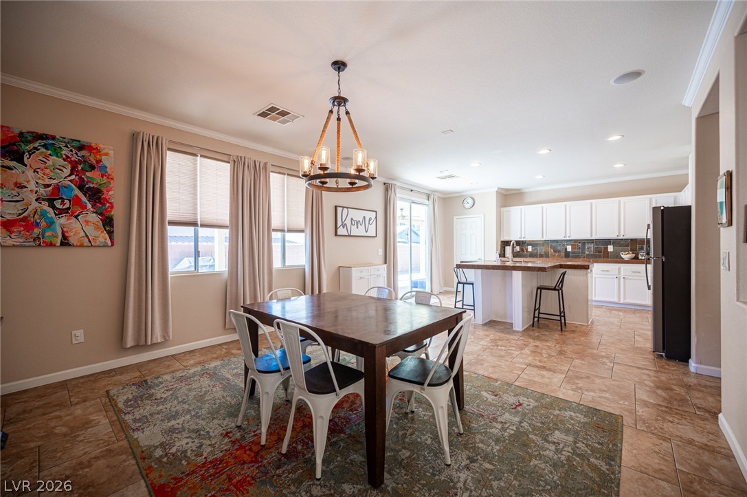 925 Cascade Light Avenue