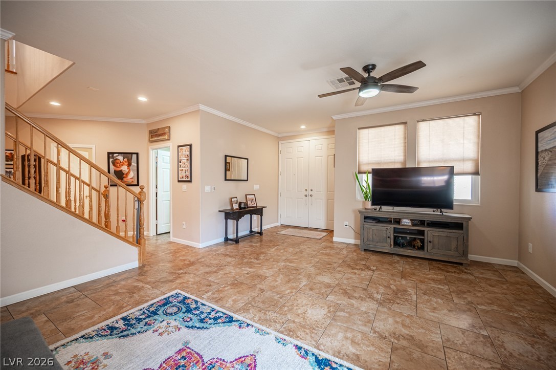 925 Cascade Light Avenue