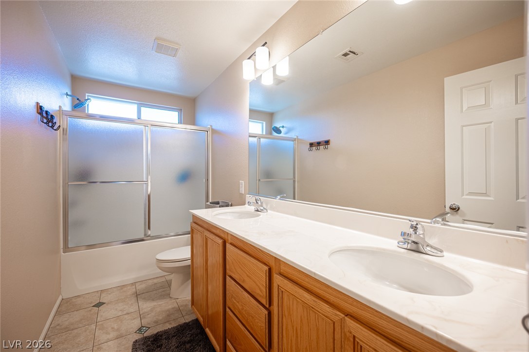 925 Cascade Light Avenue