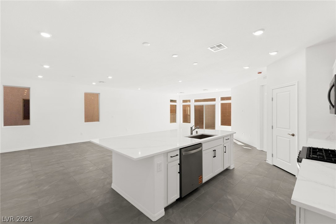 7443 Legacy Point Street