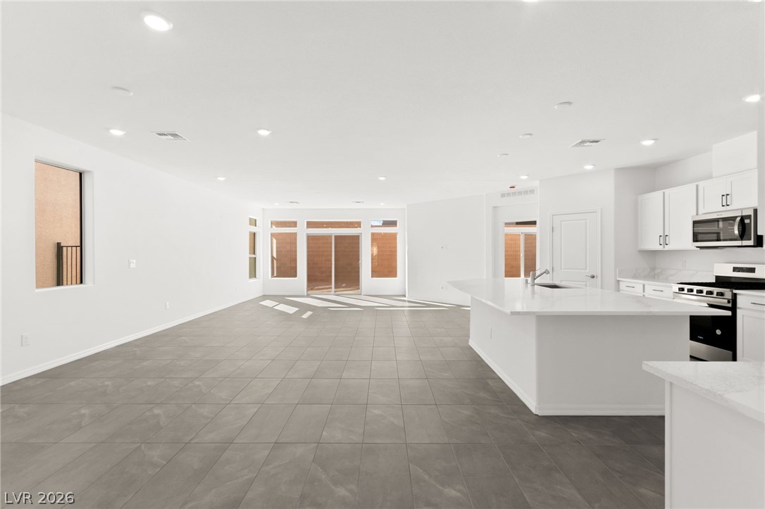 7443 Legacy Point Street