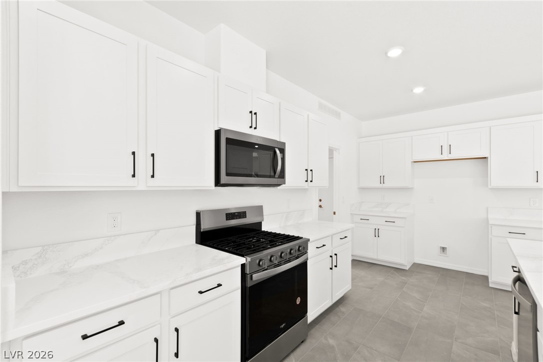 7443 Legacy Point Street